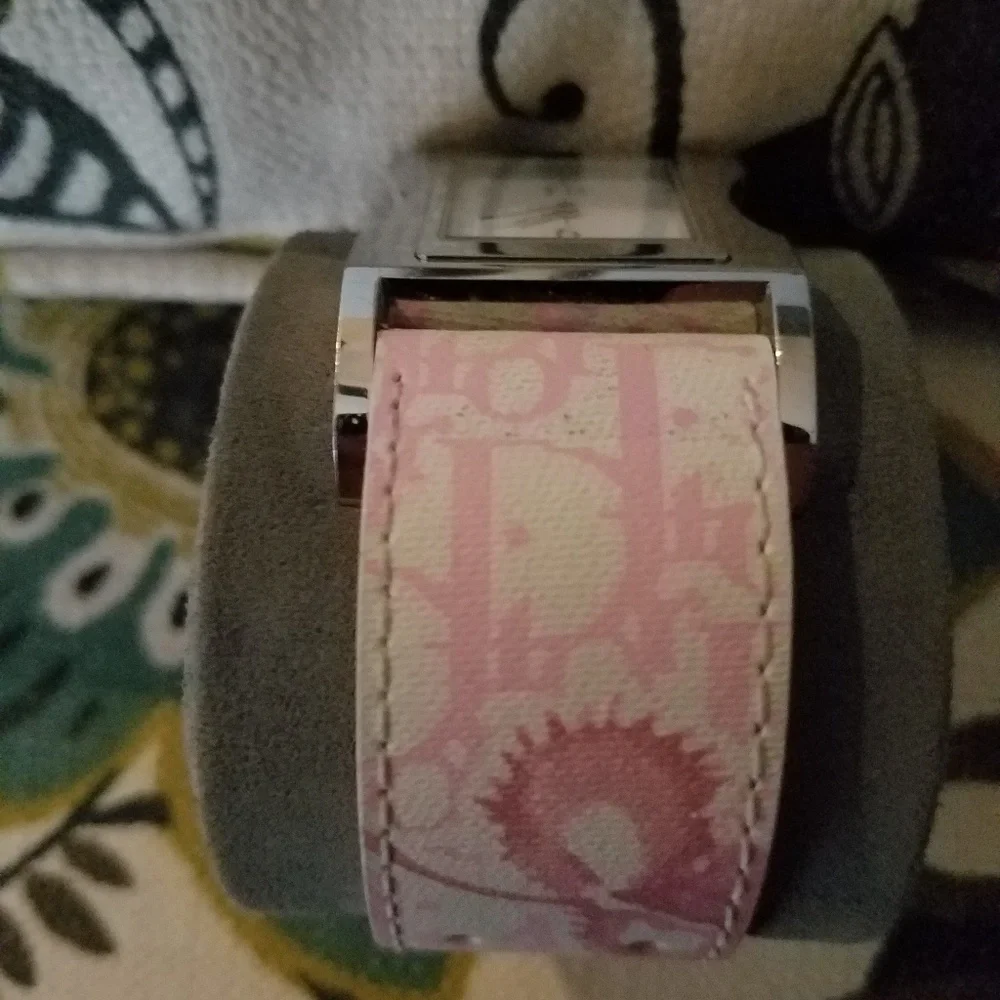 Dior Women's Pink and White Rectangular Dial Watch - Picture 3 of 5